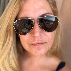 Meet your Posher, Gina